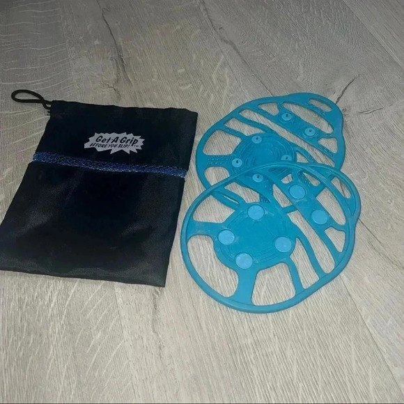 Get a grip treads for snow & ice - Picture 3 of 3